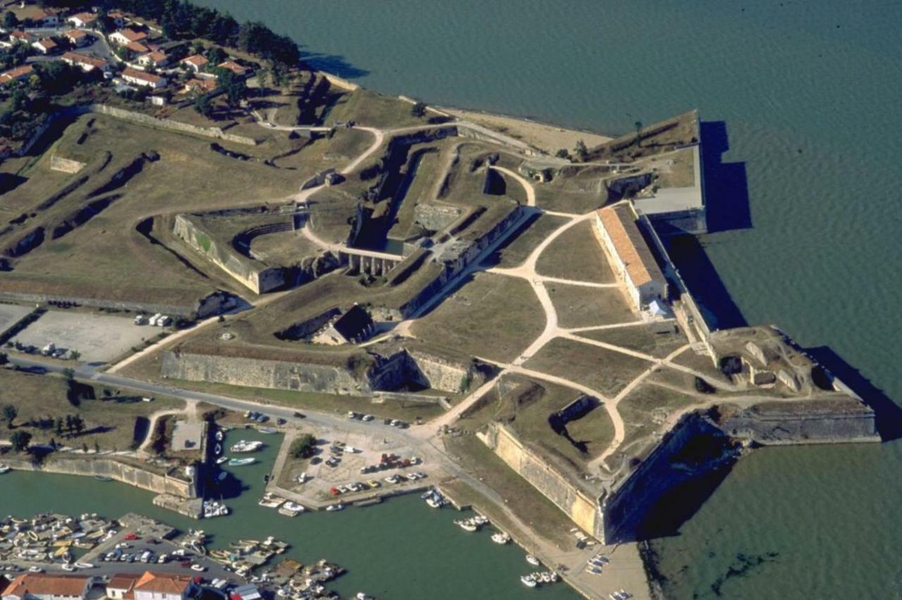 Escale A L'Ile D'Oleron Villa Le Château-dʼOléron Екстериор снимка